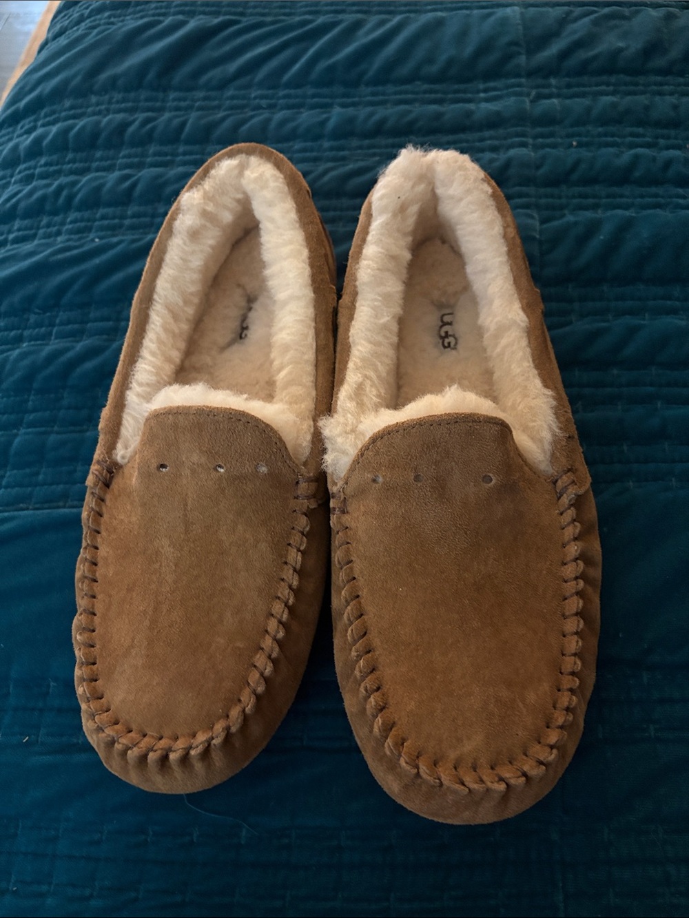 UGG Chestnut Brown Suede Sheepskin Moccasin Slippers